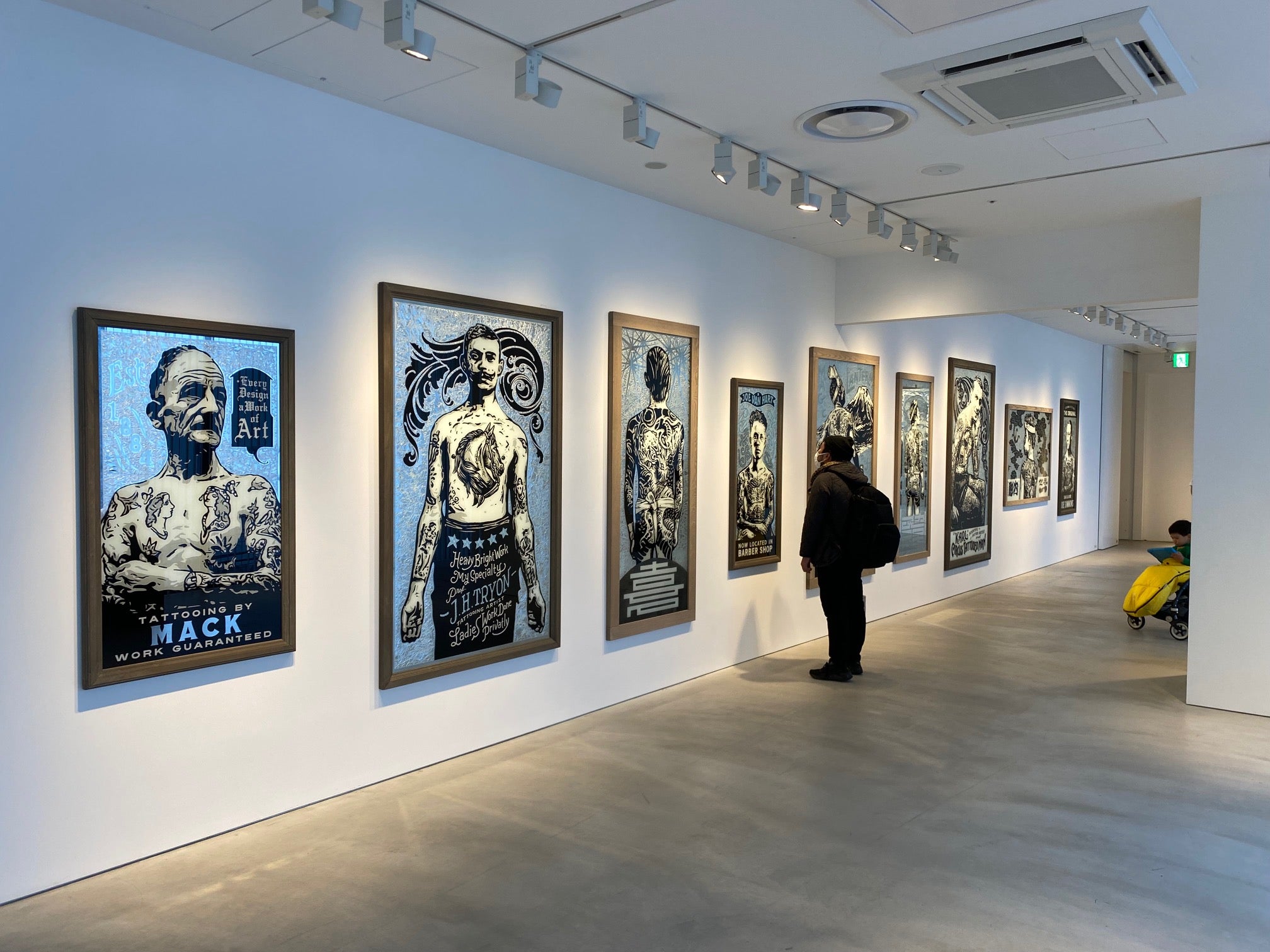 NUTS ART WORKS – ARTRANDOM